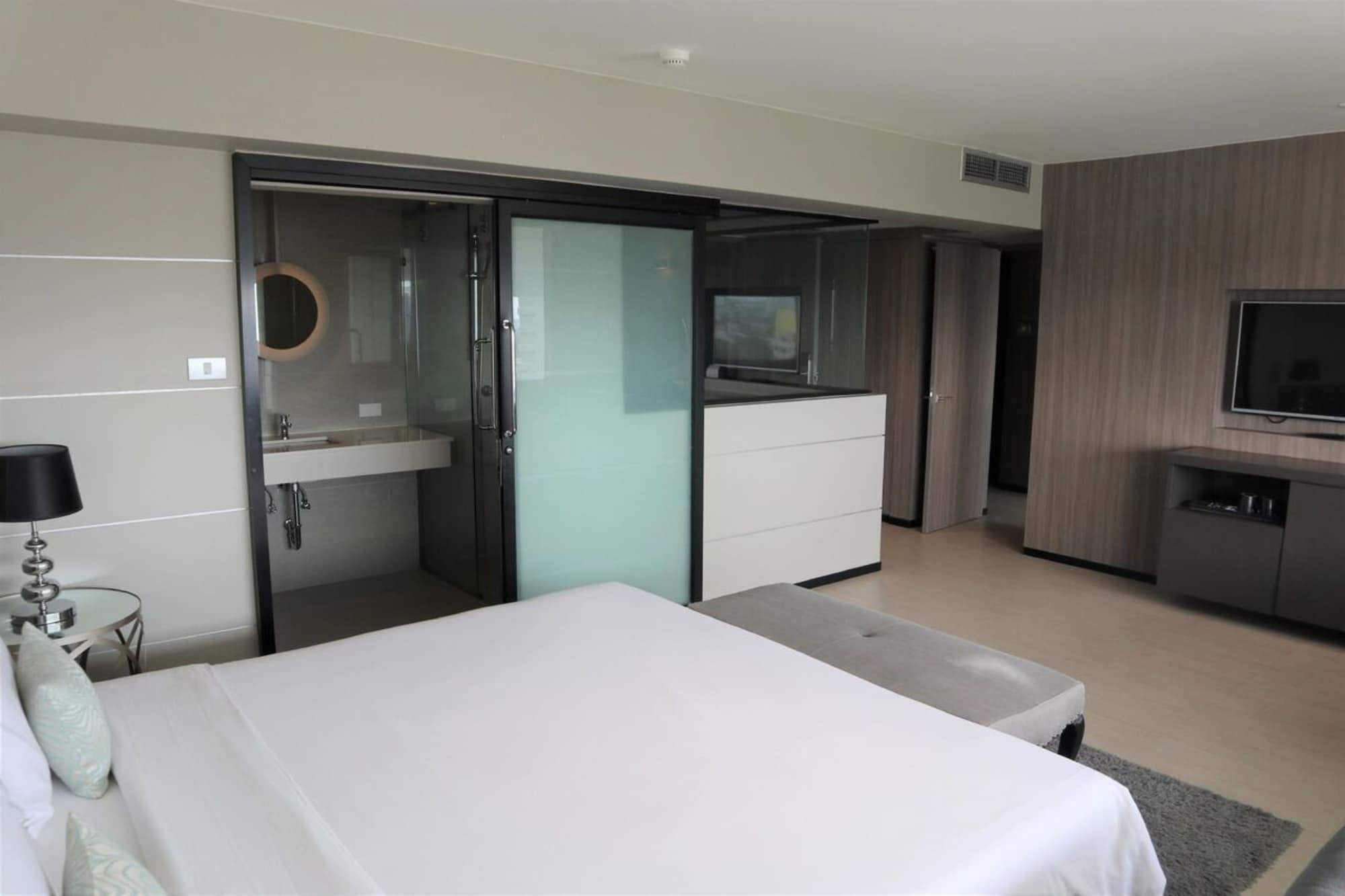 Pearl Hotel Пхукет Экстерьер фото