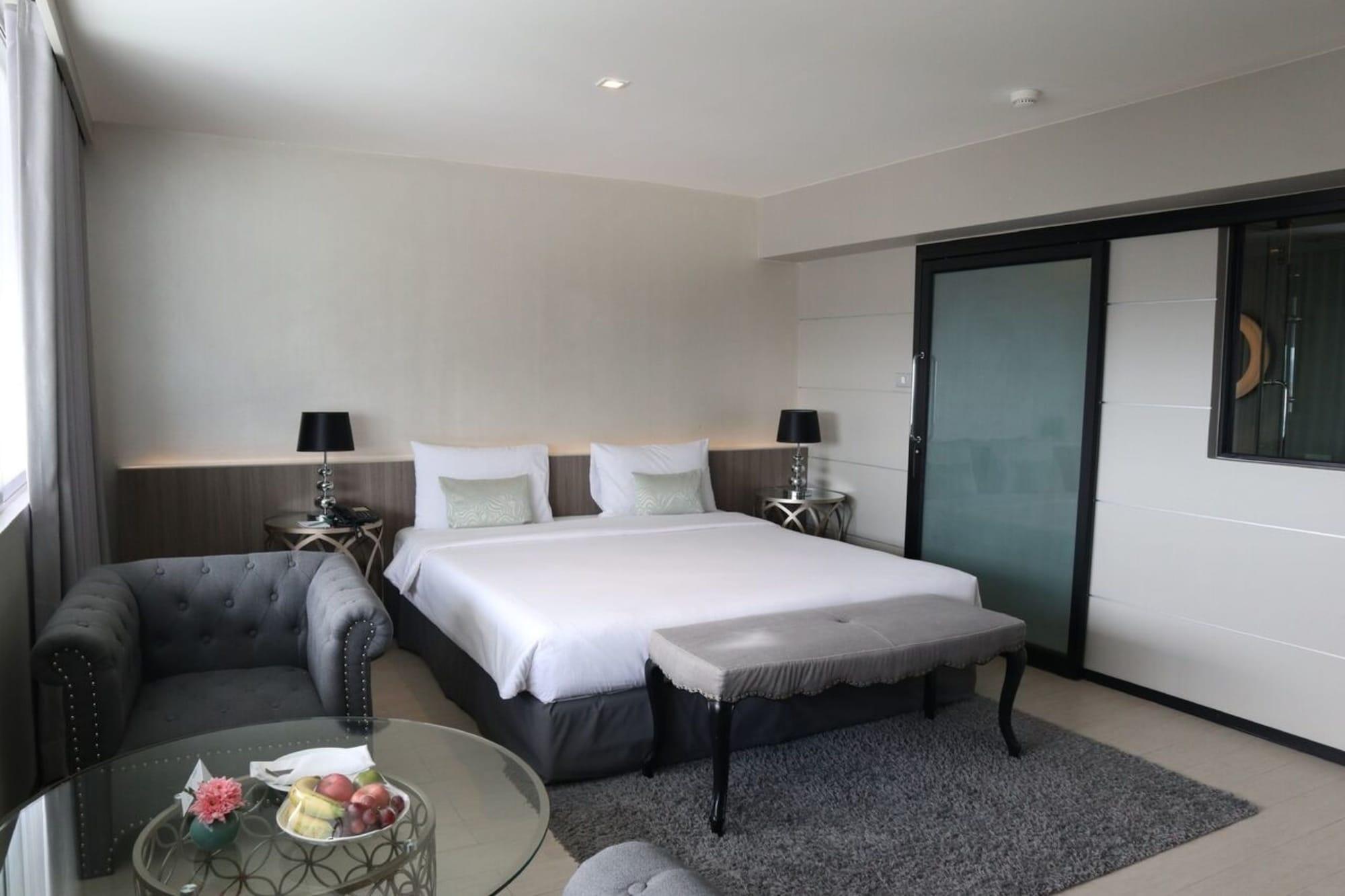 Pearl Hotel Пхукет Экстерьер фото