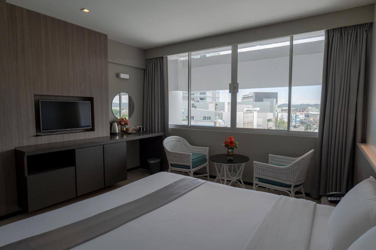 Pearl Hotel Пхукет Экстерьер фото